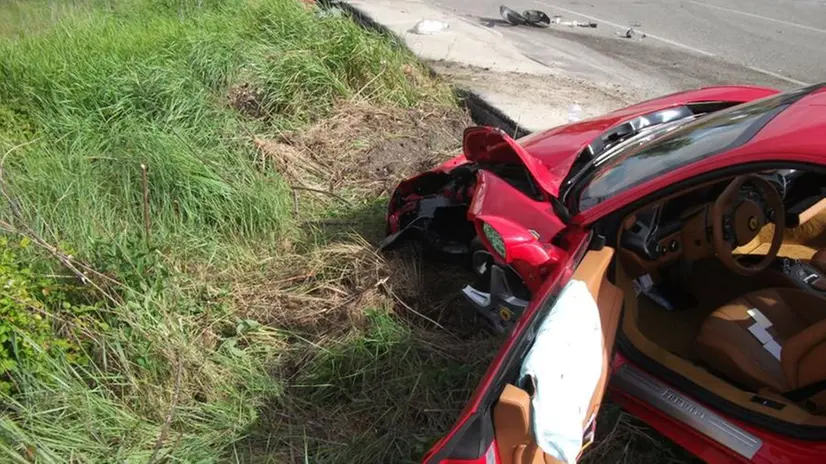 Ferrari incidentata (immagine simbolica)