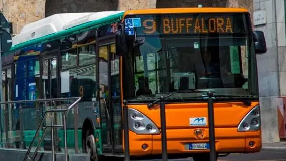 L’uomo era a bordo del bus quando è stato aggredito (foto d’archivio)   - Foto © www.giornaledibrescia.it