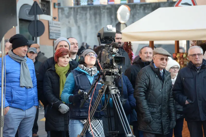 In piazza con noi a Lonato