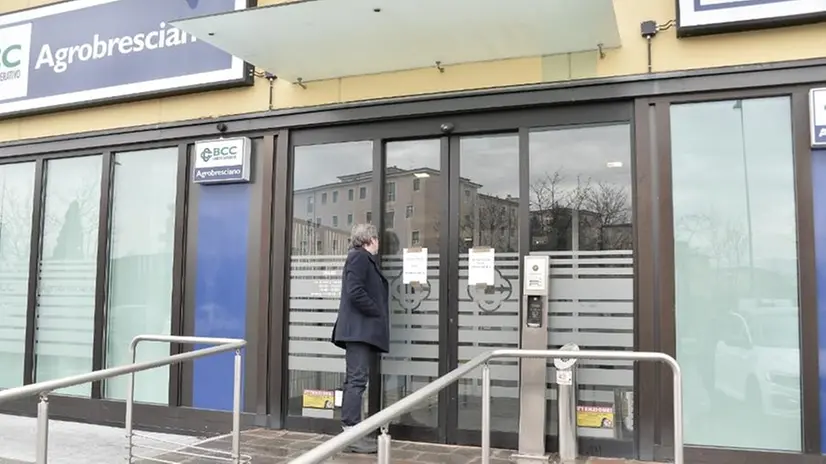 Il bancomat saltato nella notte al Flaminia