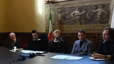 La presentazione: da sx   Scalvini, Guitti,  Castelletti, Franceschetti e Gamba - Foto © www.giornaledibrescia.it
