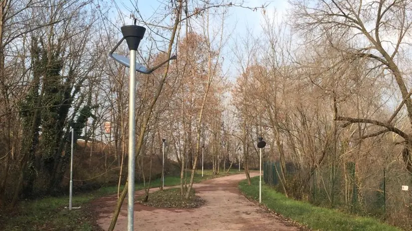 La pista ciclabile colpita dai vandali a Buffalora