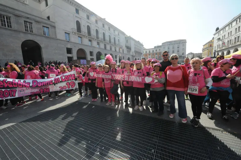 Allegria e voglia di correre alla Corsa Rosa