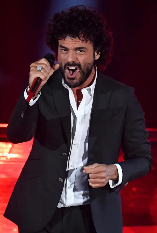 Francesco Renga torna a esibirsi a Sanremo