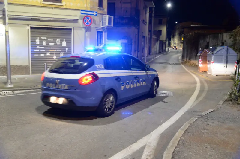 La Volante sul posto della rissa tra ragazzini