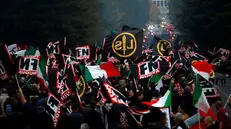 Bandiere di militanti di Forza Nuova - Foto Facebook