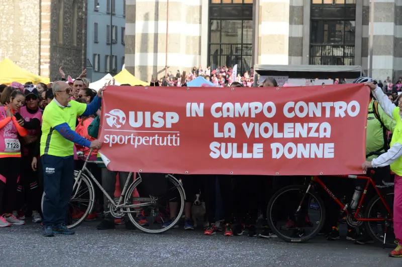 La Corsa Rosa conquista il centro