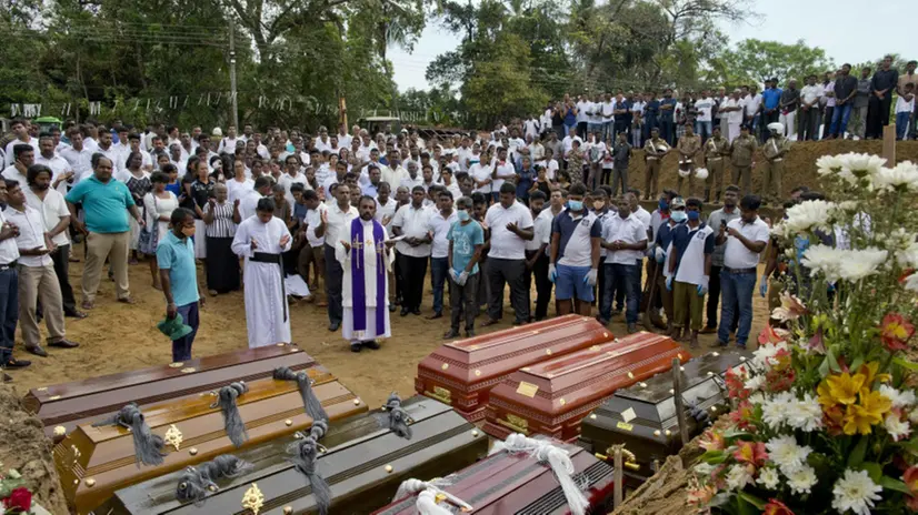 A Negombo una messa per le vittime degli attentati - Foto Ansa © www.giornaledibrescia.it