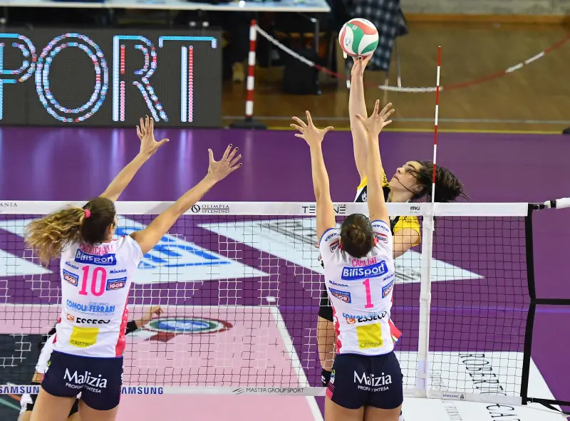 Pallavolo, serie A1 femminile: Valsabbina Brescia-Igor Novara 3-2