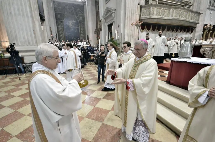 La messa Crismale in cattedrale