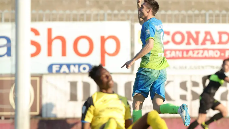 La FeralpiSalò vince contro il Fano