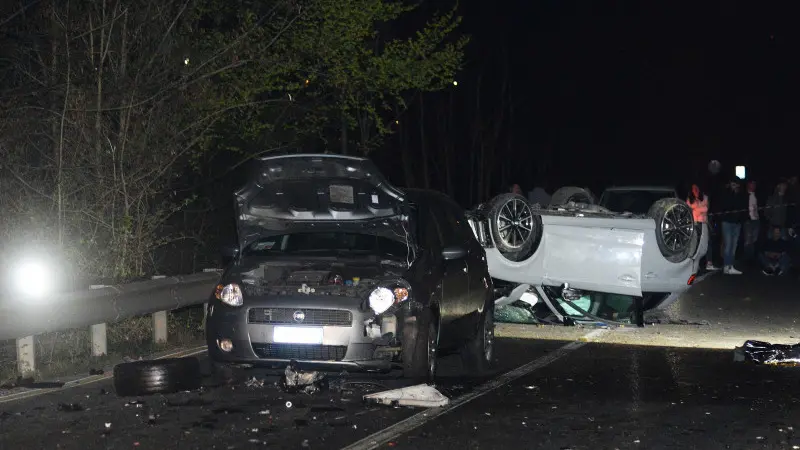 L'incidente nella notte a Paratico, un morto