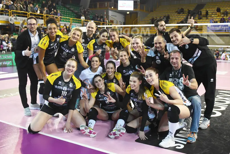 Pallavolo, serie A1 femminile: Valsabbina Brescia-Igor Novara 3-2