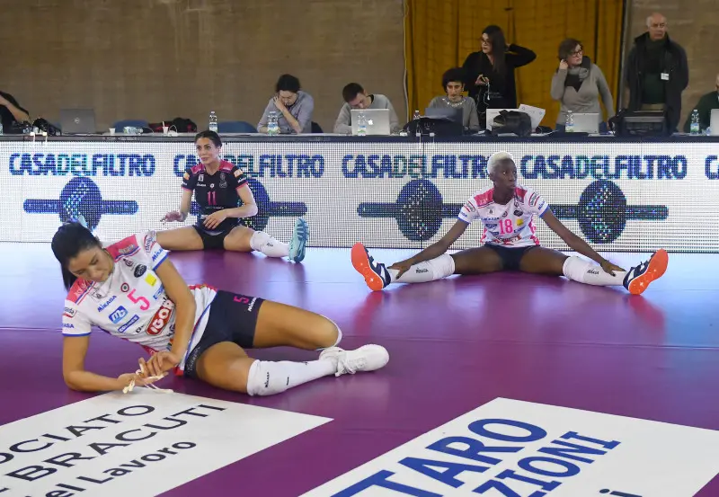 Pallavolo, serie A1 femminile: Valsabbina Brescia-Igor Novara 3-2
