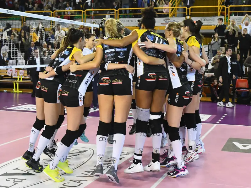 Pallavolo, serie A1 femminile: Valsabbina Brescia-Igor Novara 3-2