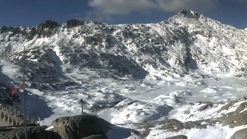 Il lago della Vacca visto dal versante del Blumone - Webcam Meteopassione.com © www.giornaledibrescia.it