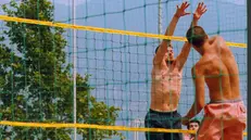 Una partita di beach volley - Foto © www.giornaledibrescia.it
