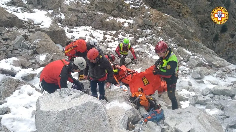 Alcune immagini del salvataggio in quota