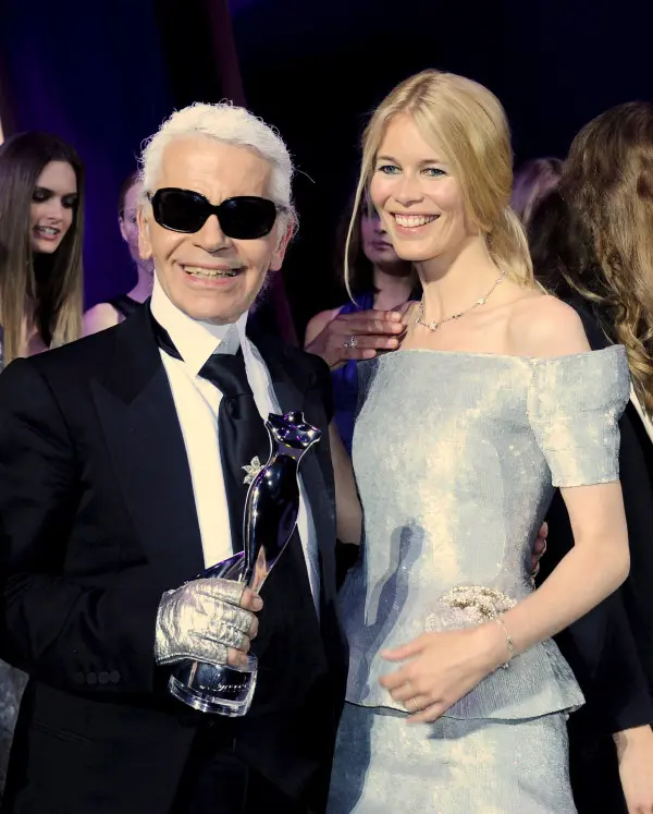 È morto Karl Lagerfeld direttore creativo di Chanel e Fendi