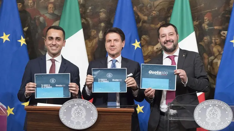 Di Maio, Conte e Salvini - Foto Ansa/Filippo Attili