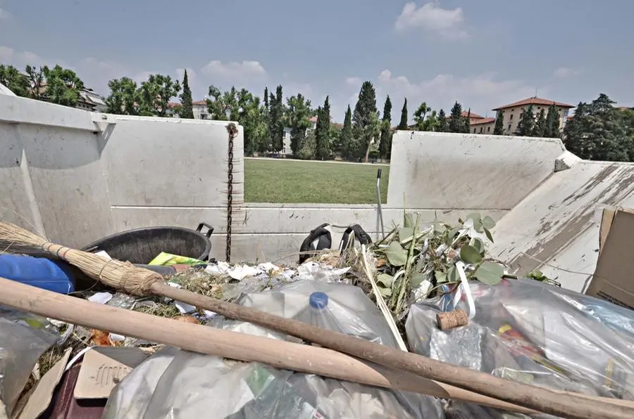 I rifiuti raccolti a Campo Marte dopo Celacena