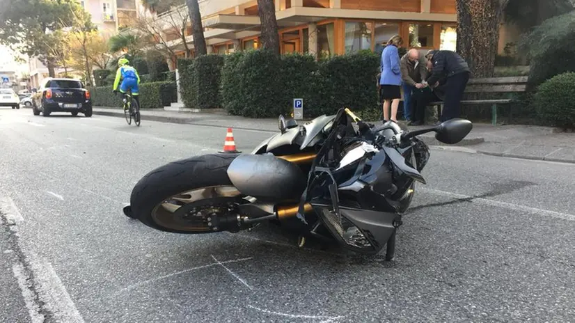 La moto incidentata - Foto © www.giornaledibrescia.it