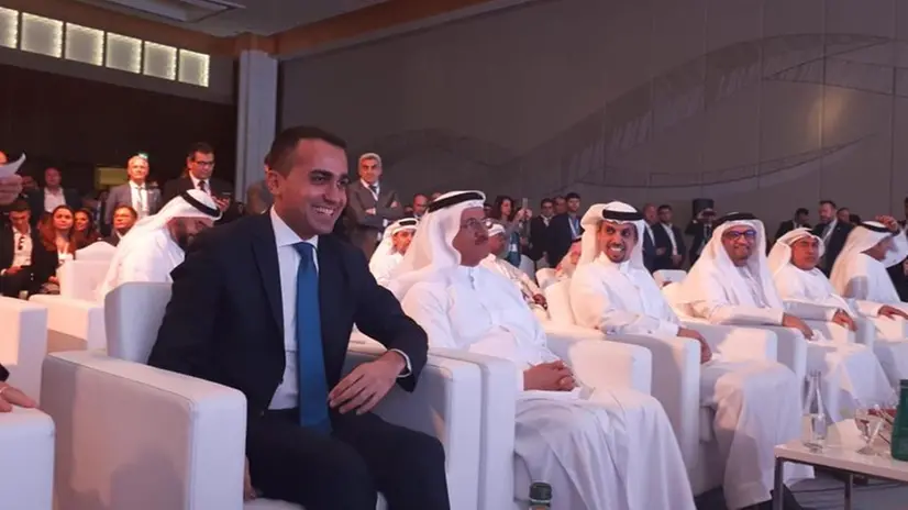 Il ministro dello Sviluppo economico e vicepremier, Luigi Di Maio, durante la visita a Dubai - Foto Ansa © www.giornaledibrescia.it