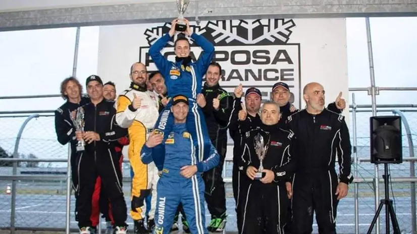 Francesca Amici e Alessandro Angeri festeggiano la vittoria - Foto Facebook