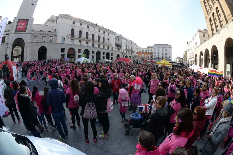 La Corsa Rosa conquista il centro