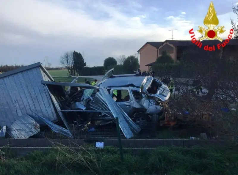 Lonato, drammatico schianto in autostrada