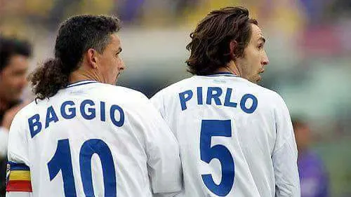Baggio e Pirlo insieme con la maglia del Brescia