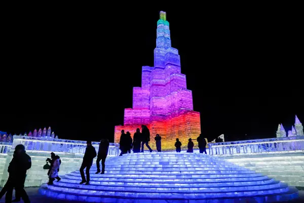 La città di ghiaccio allestita ad Harbin, in Cina