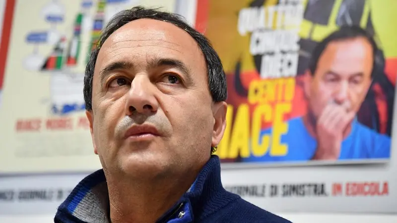 Mimmo Lucano - Foto Ansa/Ettore Ferrari