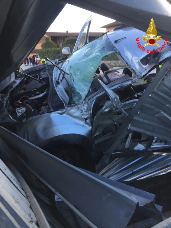 Lonato, drammatico schianto in autostrada