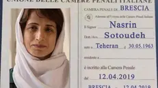 La tessera di Nasrin Sotoudeh, attivista e avvocato iraniana - © www.giornaledibrescia.it