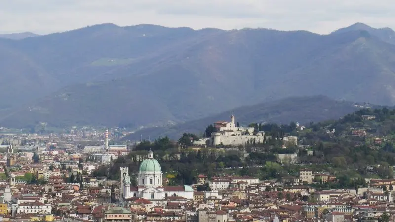 Panorama di Brescia, vista del Duomo e del Castello - © www.giornaledibrescia.it