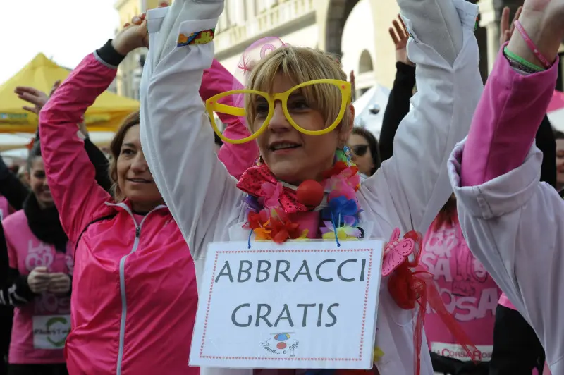 Allegria e voglia di correre alla Corsa Rosa