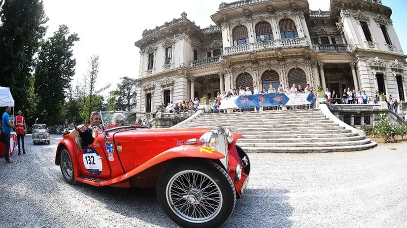 Un'immagine dall'ultima edizione della Mille Miglia - © www.giornaledibrescia.it