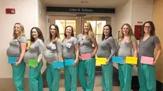 Otto delle nove infermiere della Maternità del Maine Medical Center in dolce attesa - Foto tratta da Facebook © www.giornaledibrescia.it