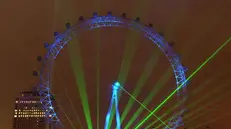 La ruota panoramica di Londra è diventata una grande attrazione turistica