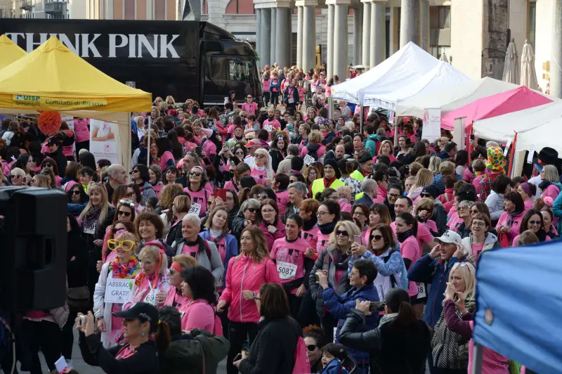 La Corsa Rosa conquista il centro