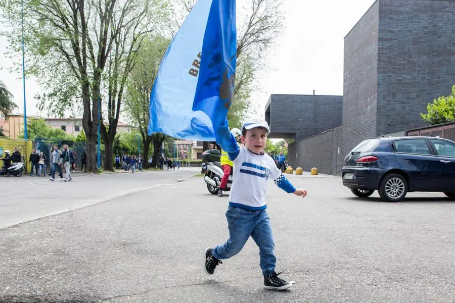 Facce da Brescia, i tifosi in festa al Rigamonti