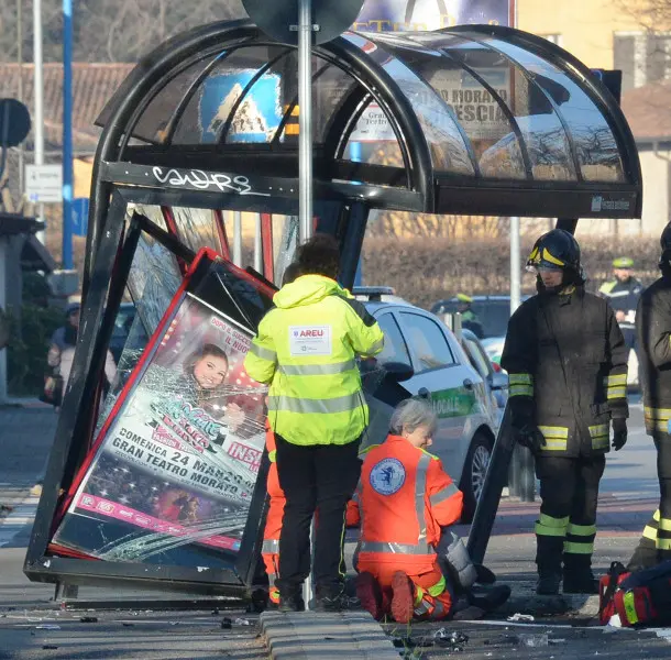 Tremendo incidente in via Branze a Brescia