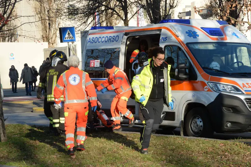 Tremendo incidente in via Branze a Brescia