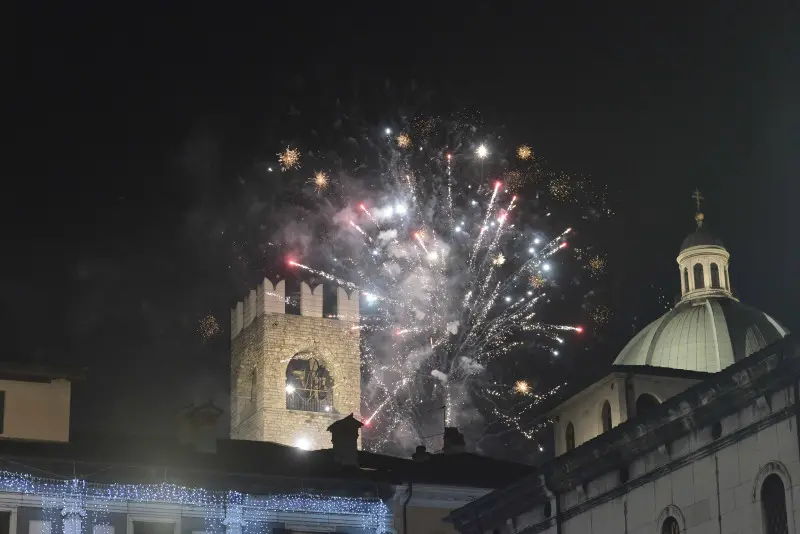 La festa di Capodanno in piazza Loggia