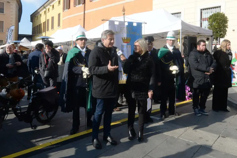 In piazza con noi a Lonato