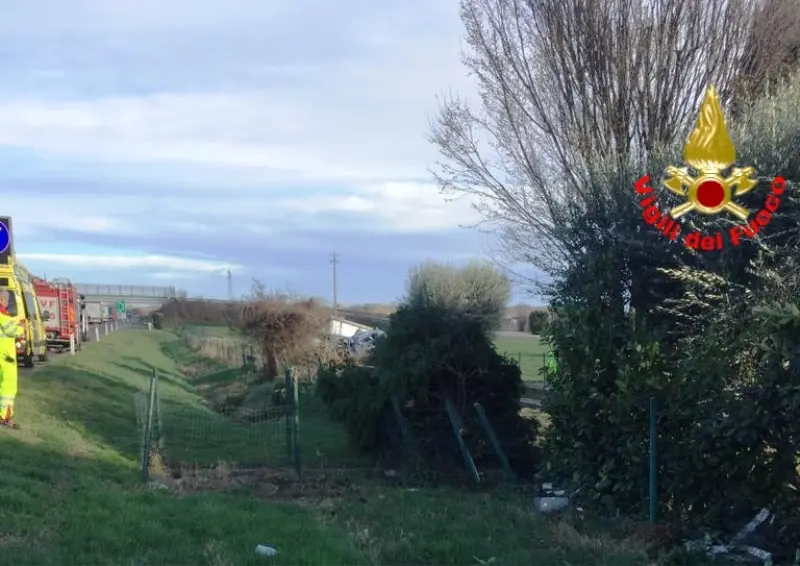 Lonato, drammatico schianto in autostrada