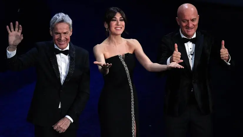 I conduttori sul palco dell'Ariston
