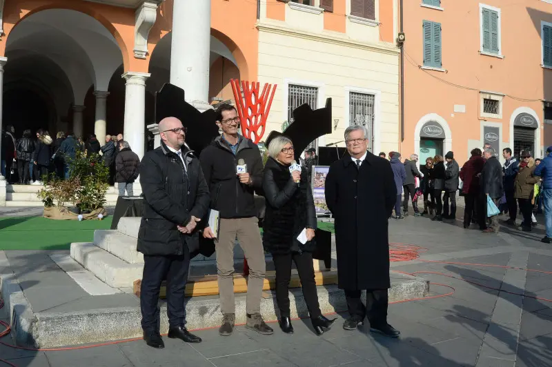 In piazza con noi a Lonato