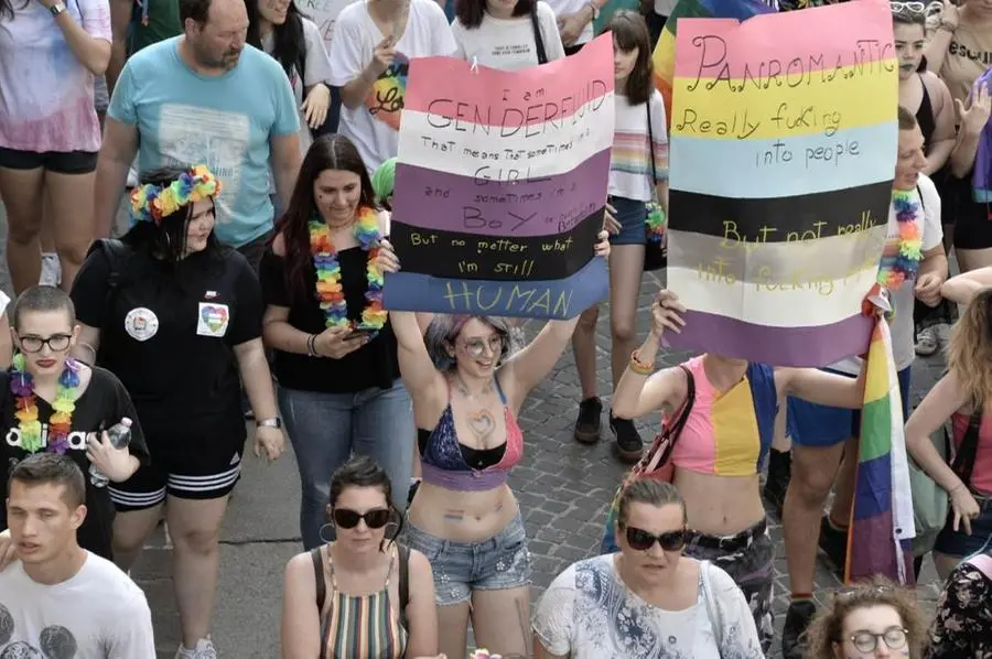 Brescia Pride, in ottomila al corteo della seconda edizione